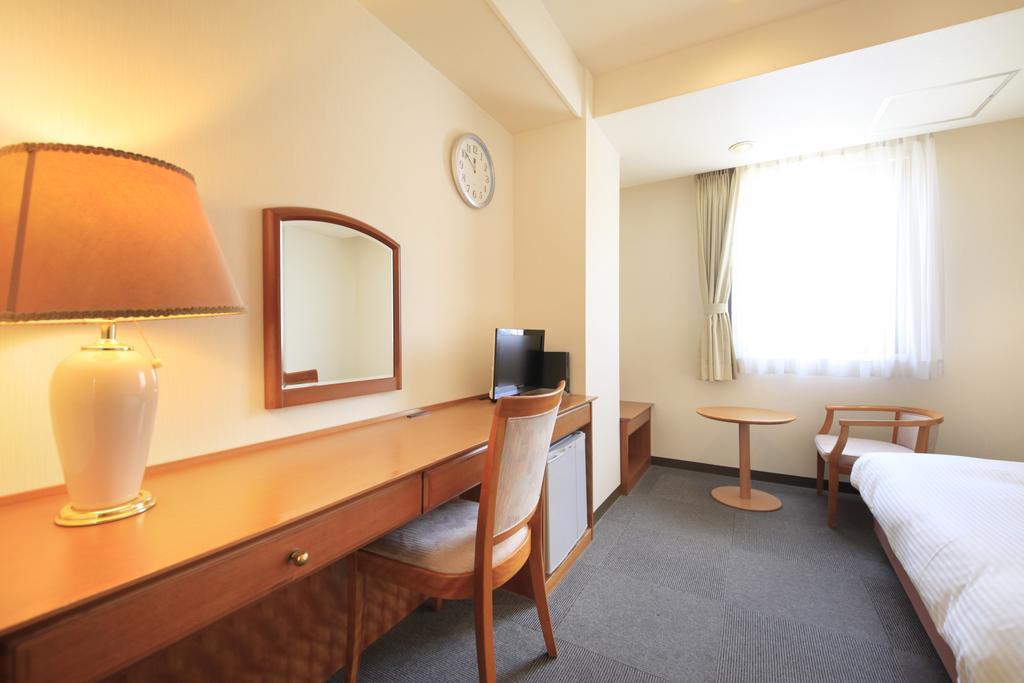 Hotel Green Selec Sendai Buitenkant foto