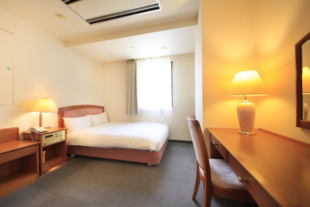 Hotel Green Selec Sendai Buitenkant foto