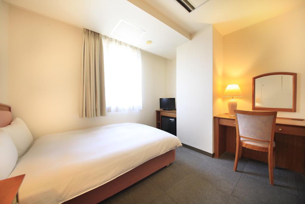 Hotel Green Selec Sendai Buitenkant foto