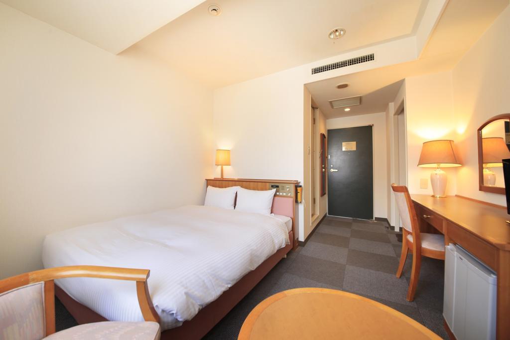 Hotel Green Selec Sendai Buitenkant foto