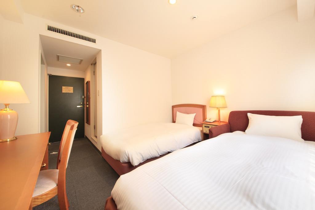 Hotel Green Selec Sendai Buitenkant foto